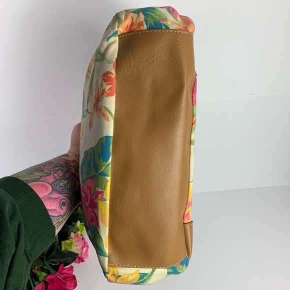 Caribbean Joe Island Supply Company Floral Printed Canvas Vacation Cruise Tote - Picture 5 of 8